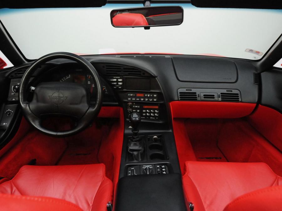  Chevrolet Corvette ZR1 Coupe 1991 года  (фото 29 из 32)
